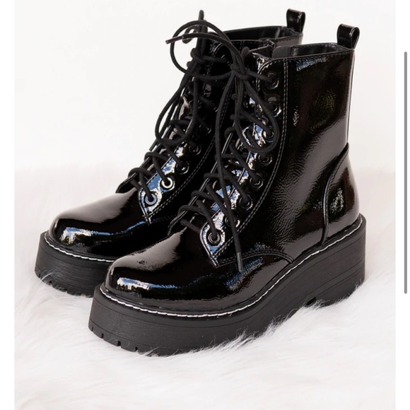 Black Patent Platform Boots - Picture 1 of 9